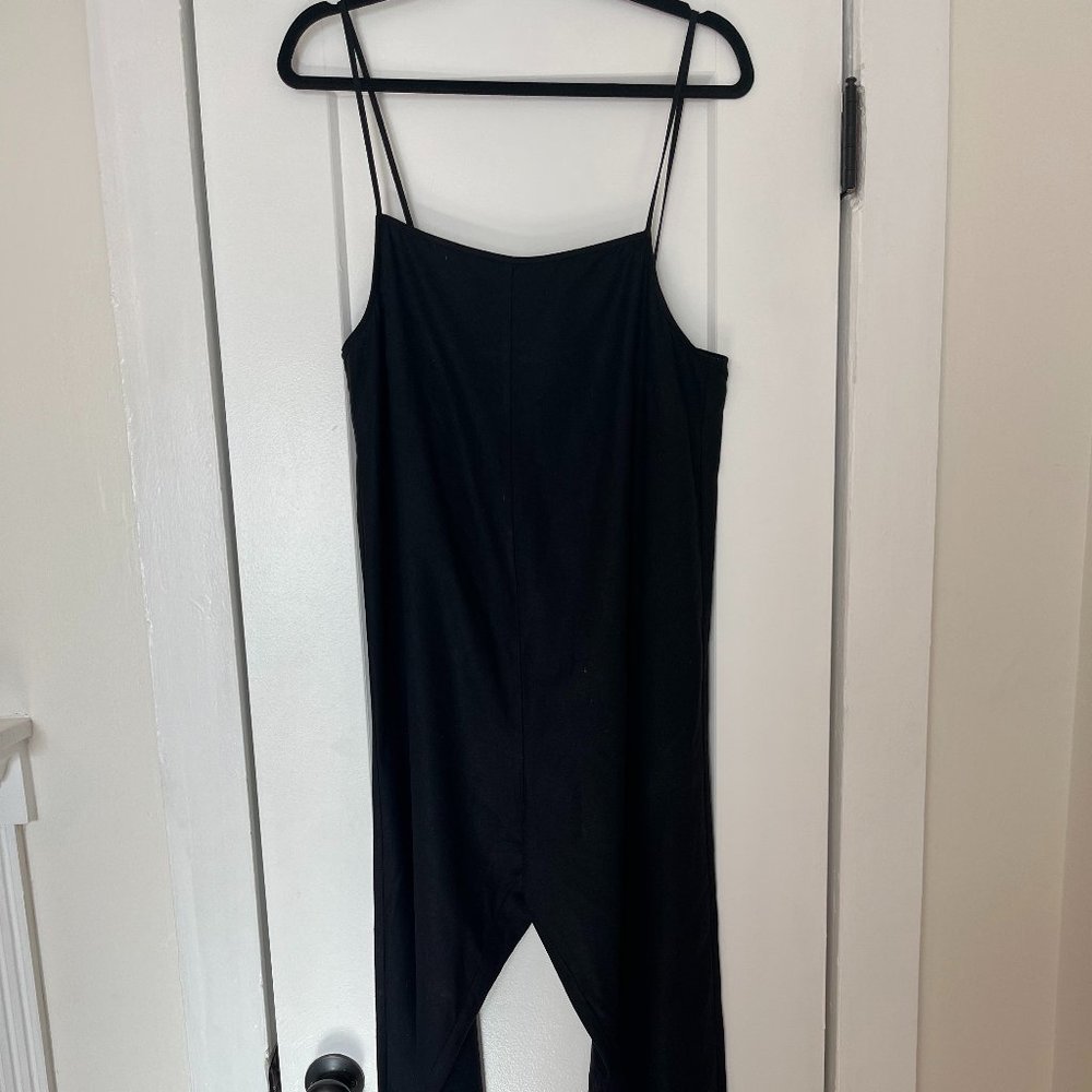 Baserange Yumi Sleeveless Jumpsuit
